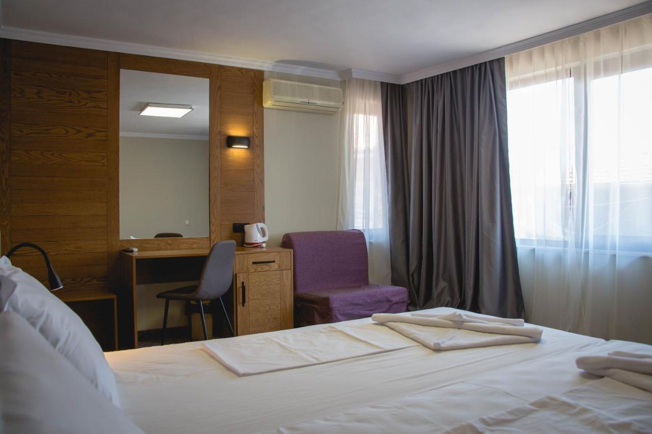 Prince Cyril Hotel Nessebar Exterior foto